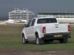 Toyota Hilux 2012 года (UK)